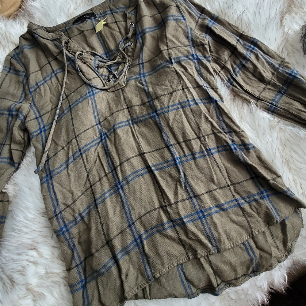 New M sanctuary top